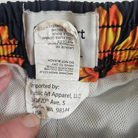 Public Art Daisy Swim Shorts Men Medium 6in inseam Navy Blue - Picture 5 of 9